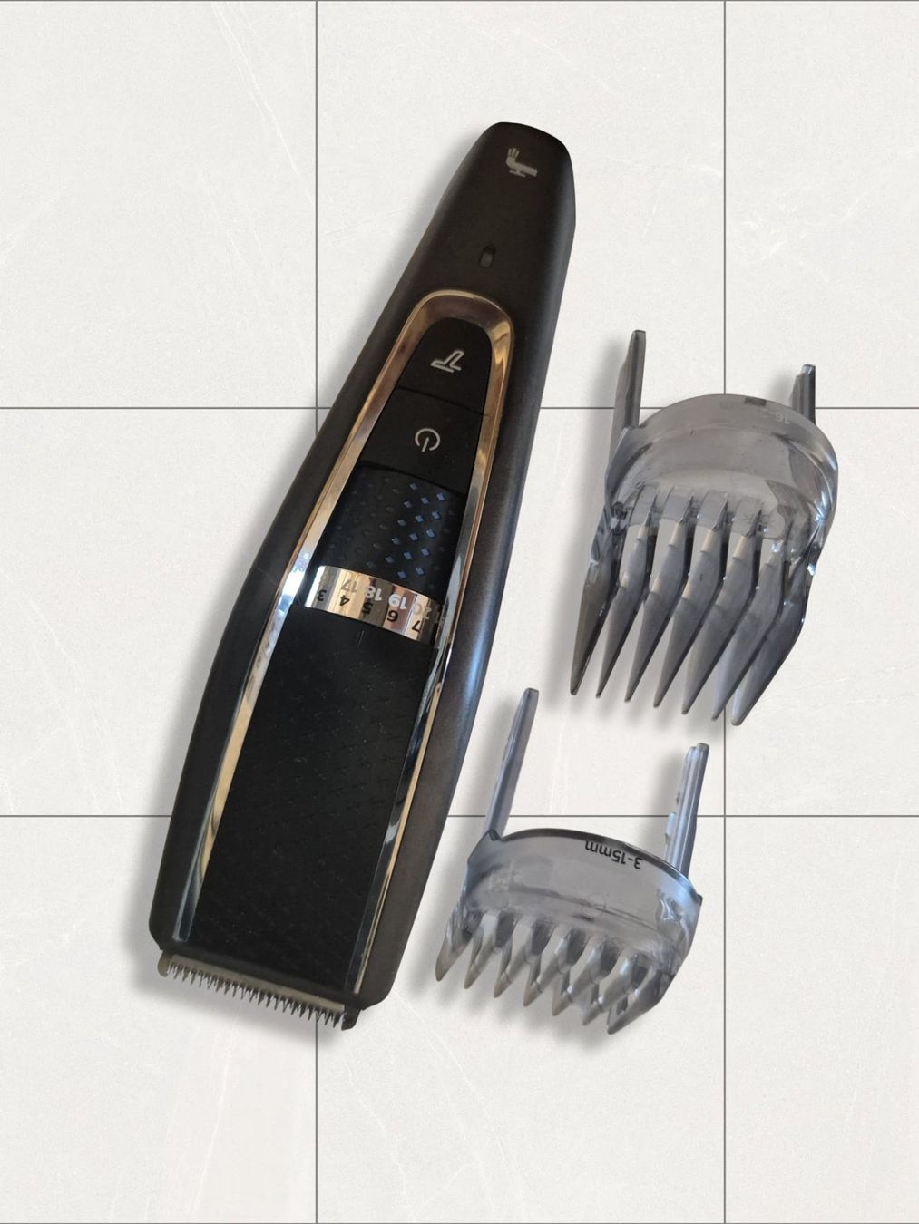 Philips Schneiden: Tondeuse Philips Series 5000 – Gebraucht aus Bogis-Bossey von VNT-GE.ch