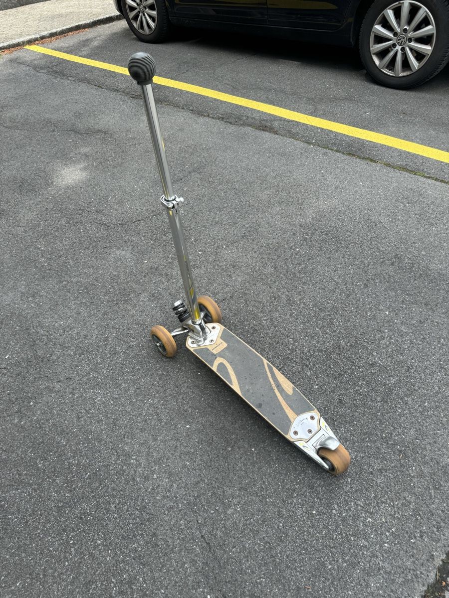Kickboard: Speedboard PM 400 Kickboard Skate Fun Scooter – Usato da Maienfeld venduto da AGueraslan 3