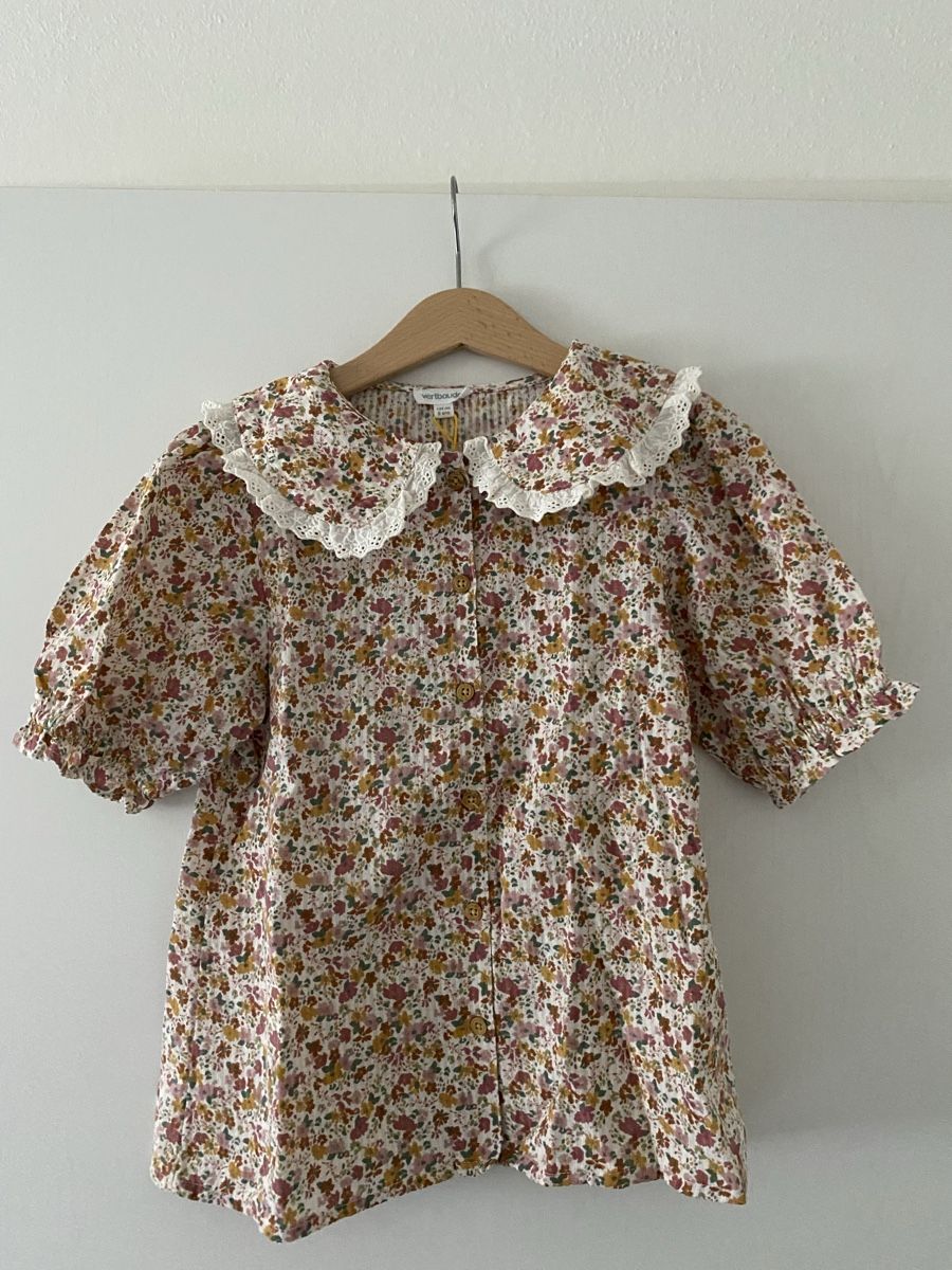 Blouses, T-shirts & Tops: Sommerbluse,  Vertbaudet,  Gr. 134 – D'occasion à Schöfflisdorf par ast_jfj7 1