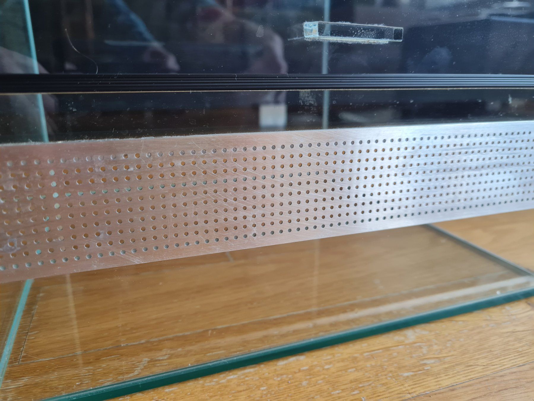 Terrarium: Terrarium 30x30x30 cm aus Glas mit Lüftungsgittern – Gebraucht aus Bern von luc_2nyt 2