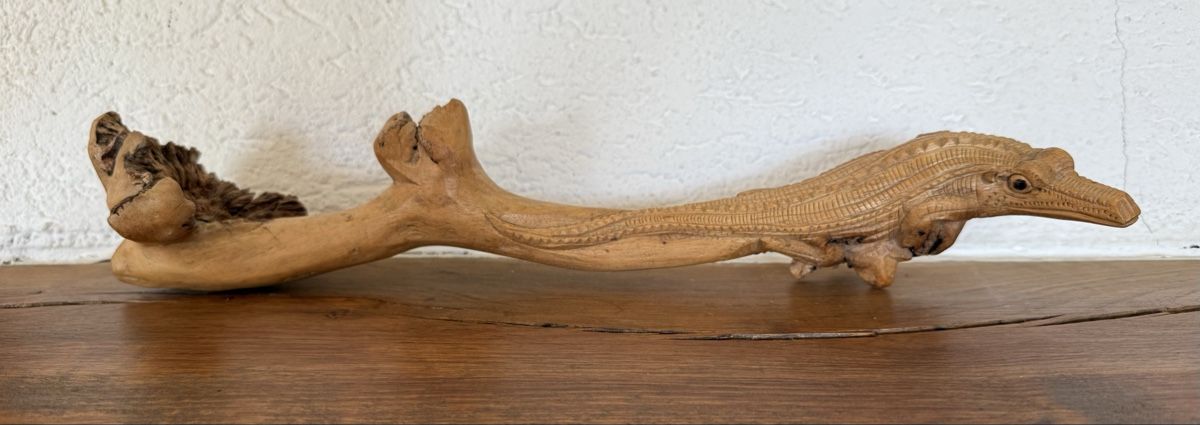 Figuren: Reptile en bois sculpté main – Neu (gemäss Beschreibung) aus Les Bayards von aout 1