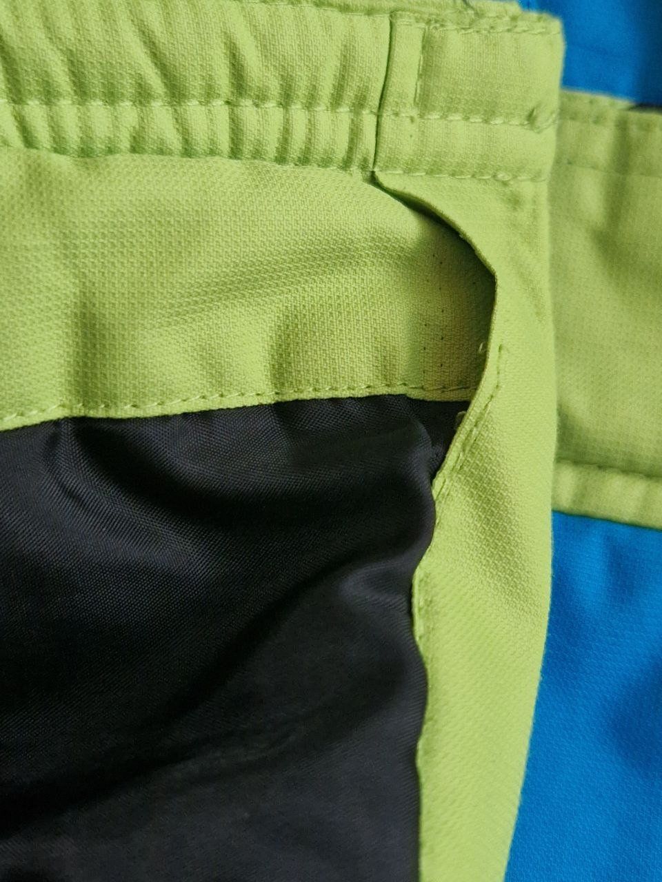 Jacken & Mäntel: Warme Winterjacke Gr. 122, grün/blau – Gebraucht aus Wettingen von tg_sd 6