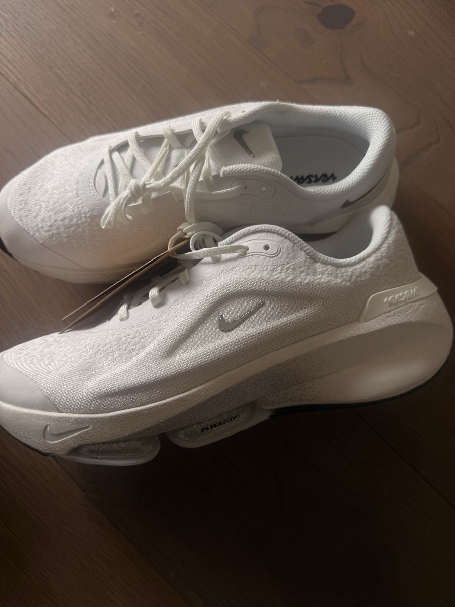Nike Scarpe da uomo: Nike Versair PRM Summit White, 44, New with box! – Nuovo e nell'imballaggio originale da Zürich venduto da Bellinka23 2