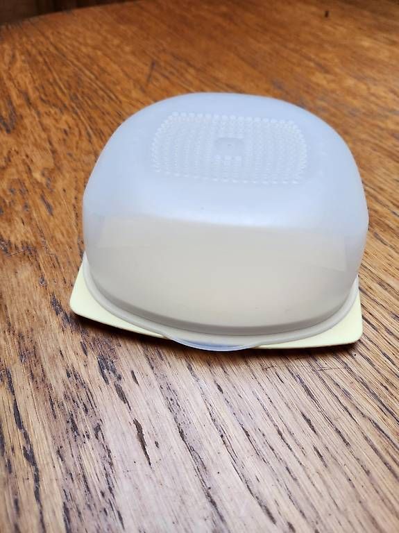 Tupperware Behälter & Ähnliches: Tupperware Behälter Chees smart klein Neuwertig – Gebraucht aus Gstaad von Meiel2020
