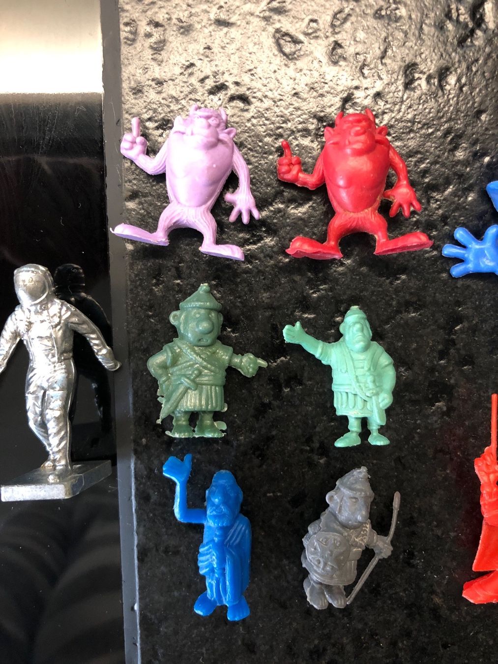 Giocattoli: DARGAUD Figuren Wundertüten Oldtimer Asterix Sammelfiguren – Usato da Frauenfeld venduto da Babytimmy 1