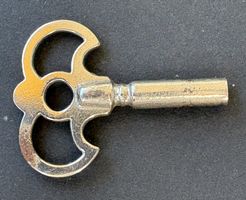 VINTAGE UHREN SCHLÜSSEL