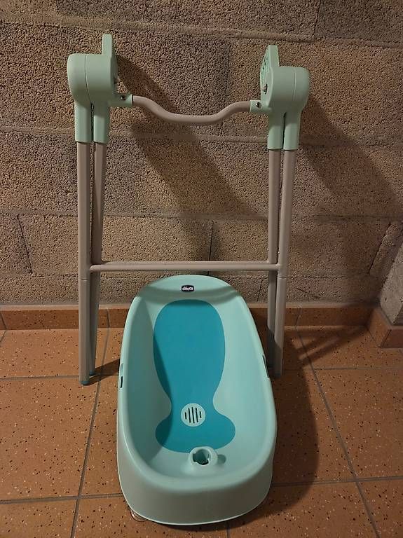 Tout pour le bain: Baignoire pour bébé Chicco – D'occasion à Marin-Epagnier par yol_28xd