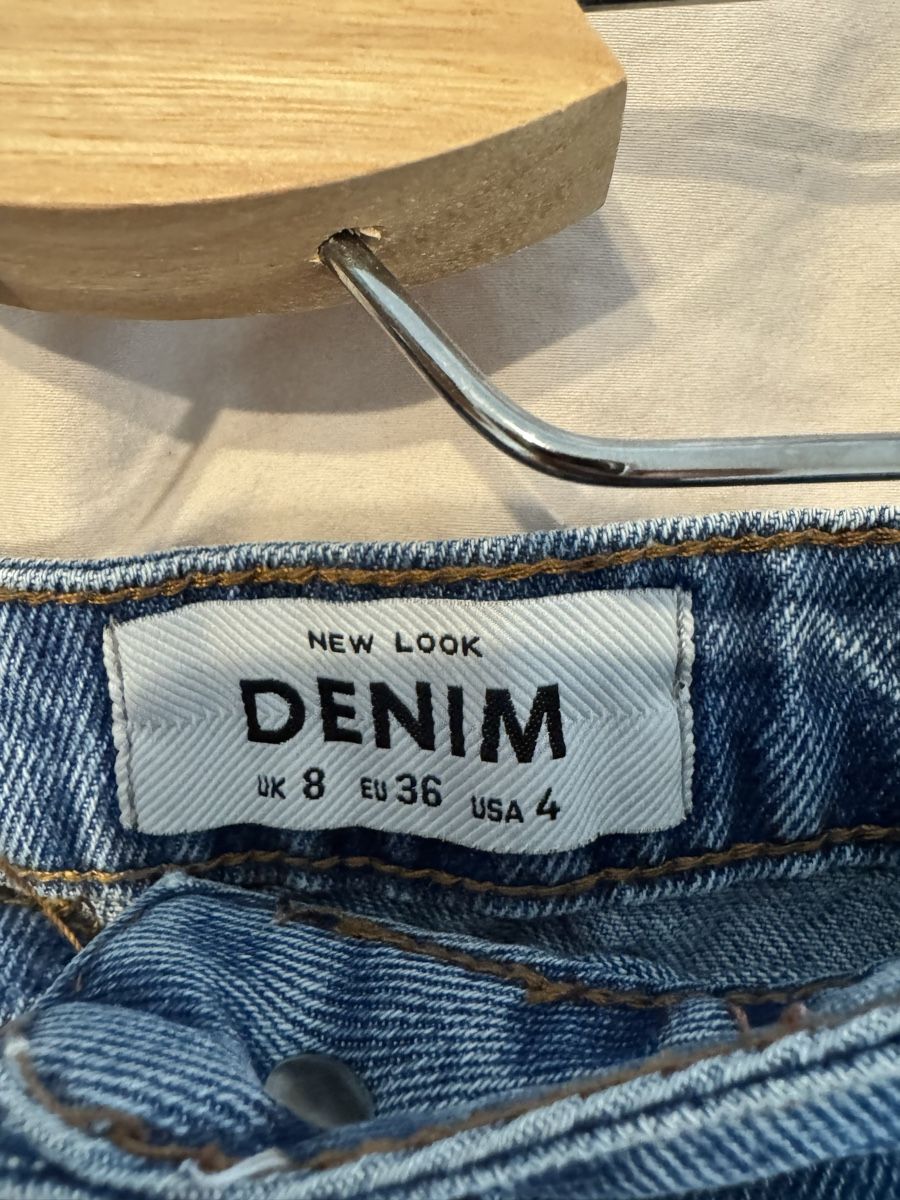 Jupes: Jeansrock  – D'occasion à St. Gallen par nikolasbong 2