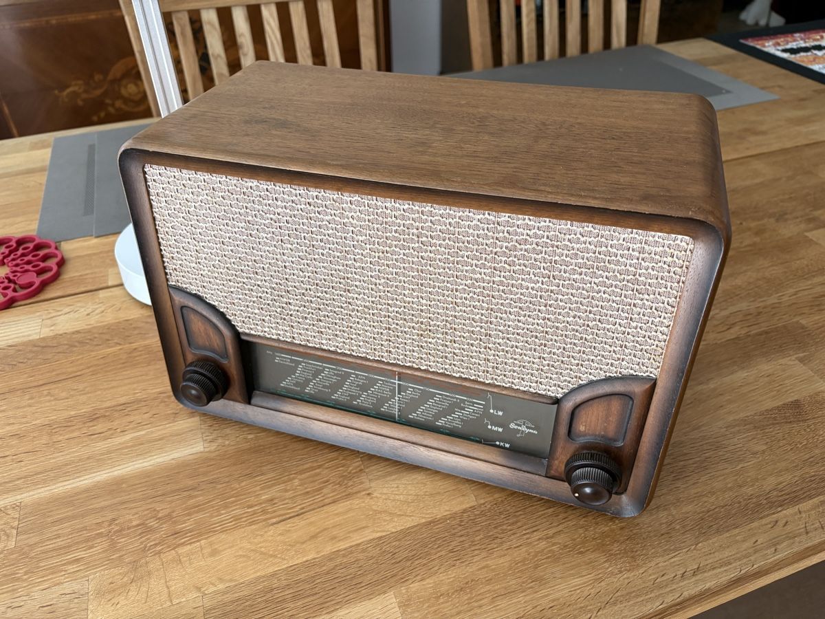 Radio: Röhrenradio Sondynia Piccolo E 5201 – Difettoso da Effretikon venduto da jedibabu 1