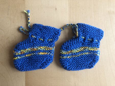 Handgestrickte Babyschuhe aus Wolle, ab geburt, Blau-Gelb