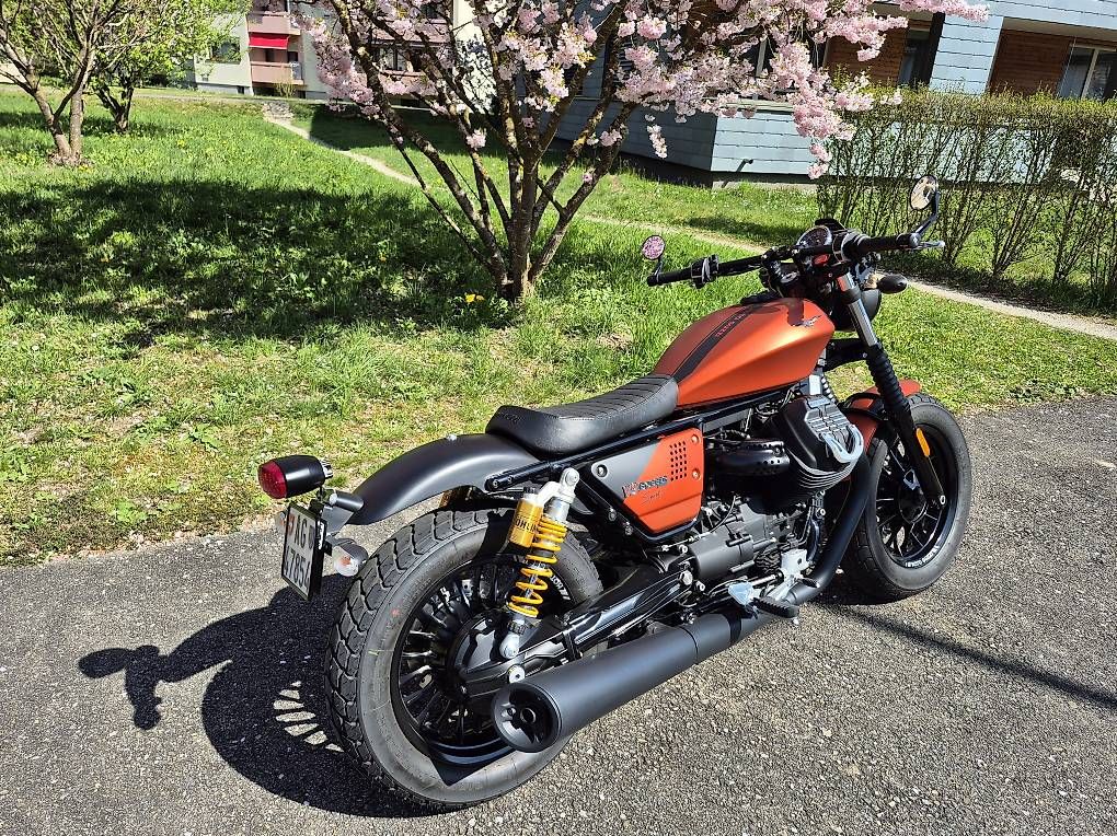 Altro: Moto Guzzi V9 Bobber Sport – Usato da Mägenwil venduto da InEcoTec 2