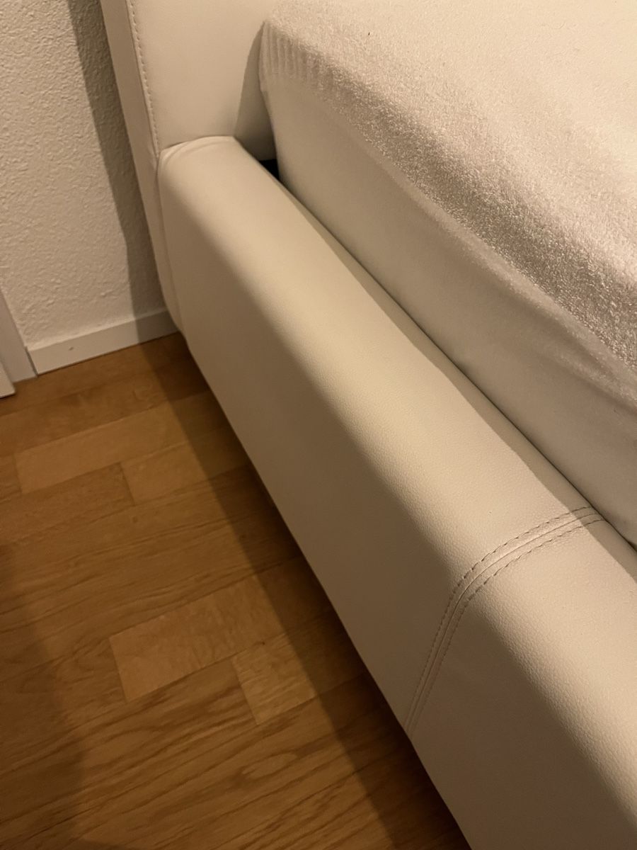 Letti: Bed 200x180 white leather with mattress – Usato da Baar venduto da gpa_g27x 3