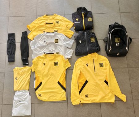 BSC Old Boys Trainings Kleider Set / Macron Grösse S / M 