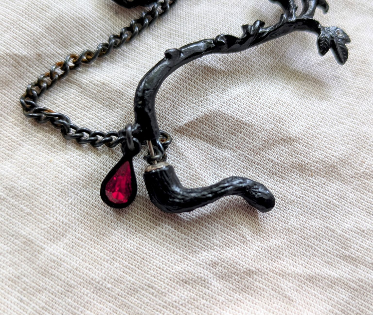 Orecchini pendenti & Orecchini a lobo: Alchemy Gothic Ohrring Statement NP 35.- – Nuovo (secondo la descrizione) da Grüningen venduto da mangaka 2