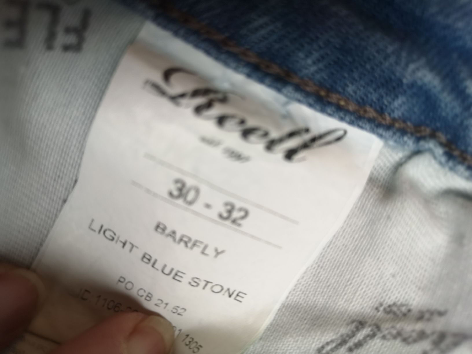 Jeans: Reell Jeans Barfly, hellblaue Jeans, Grösse 30-32 – Usato da Solothurn venduto da MadeleineB 2