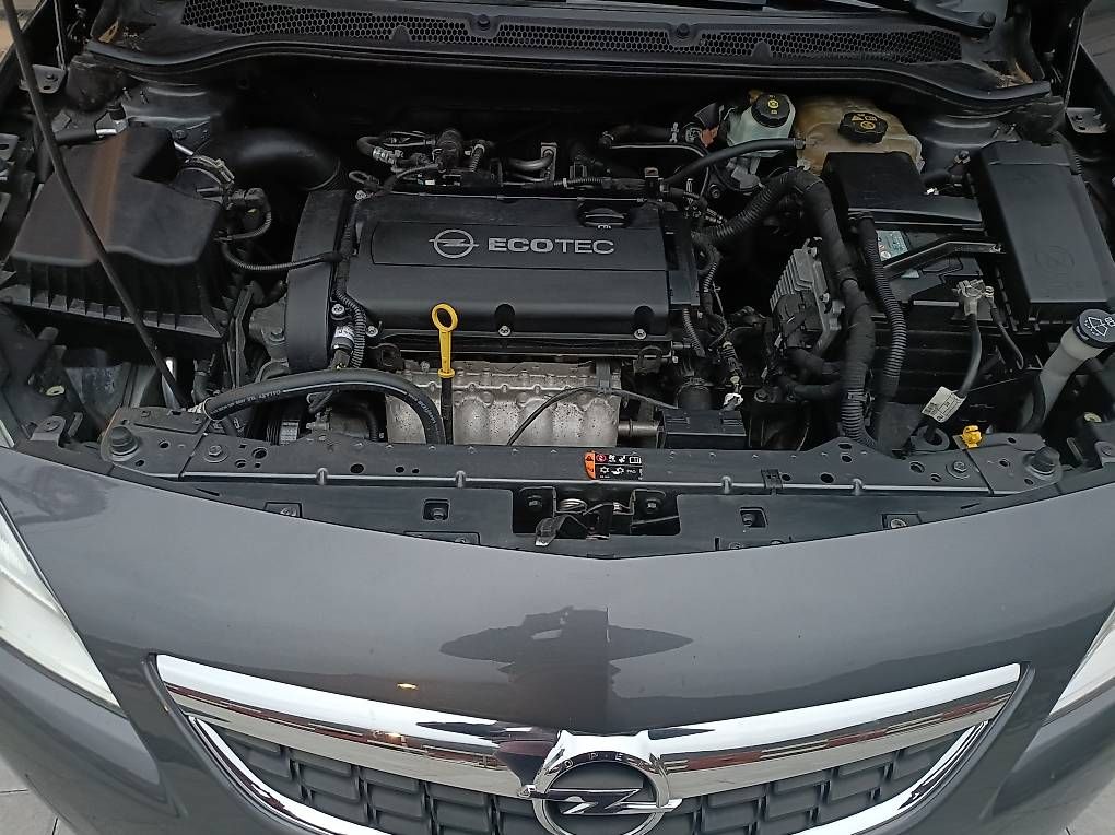 Autos: Opel Astra Kombi  – Gebraucht aus Vorderthal von Kat_8jvz 4