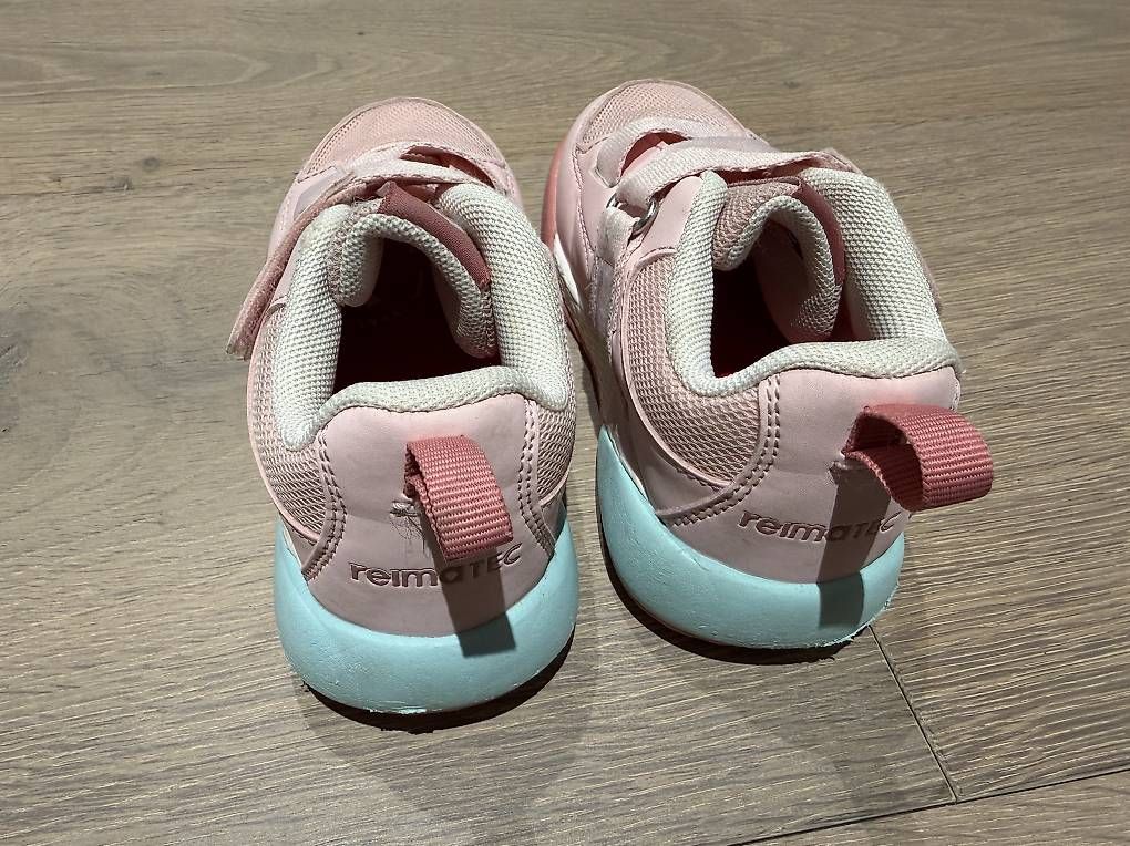 Reima Scarpe per ragazze: Reima Turnschuhe Mädchen 25 – Usato da Ebmatingen venduto da N.Bu 1