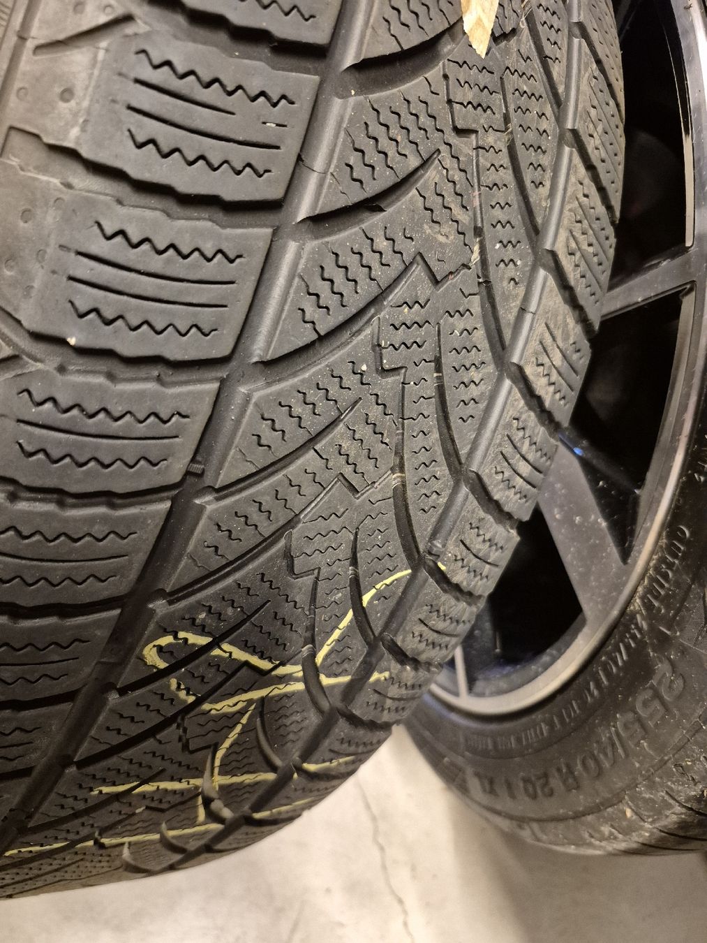 Pneus & Kompletträder: Winterräder Hyundai Tucson – Gebraucht aus Oberuzwil von Auto-Hilber 4