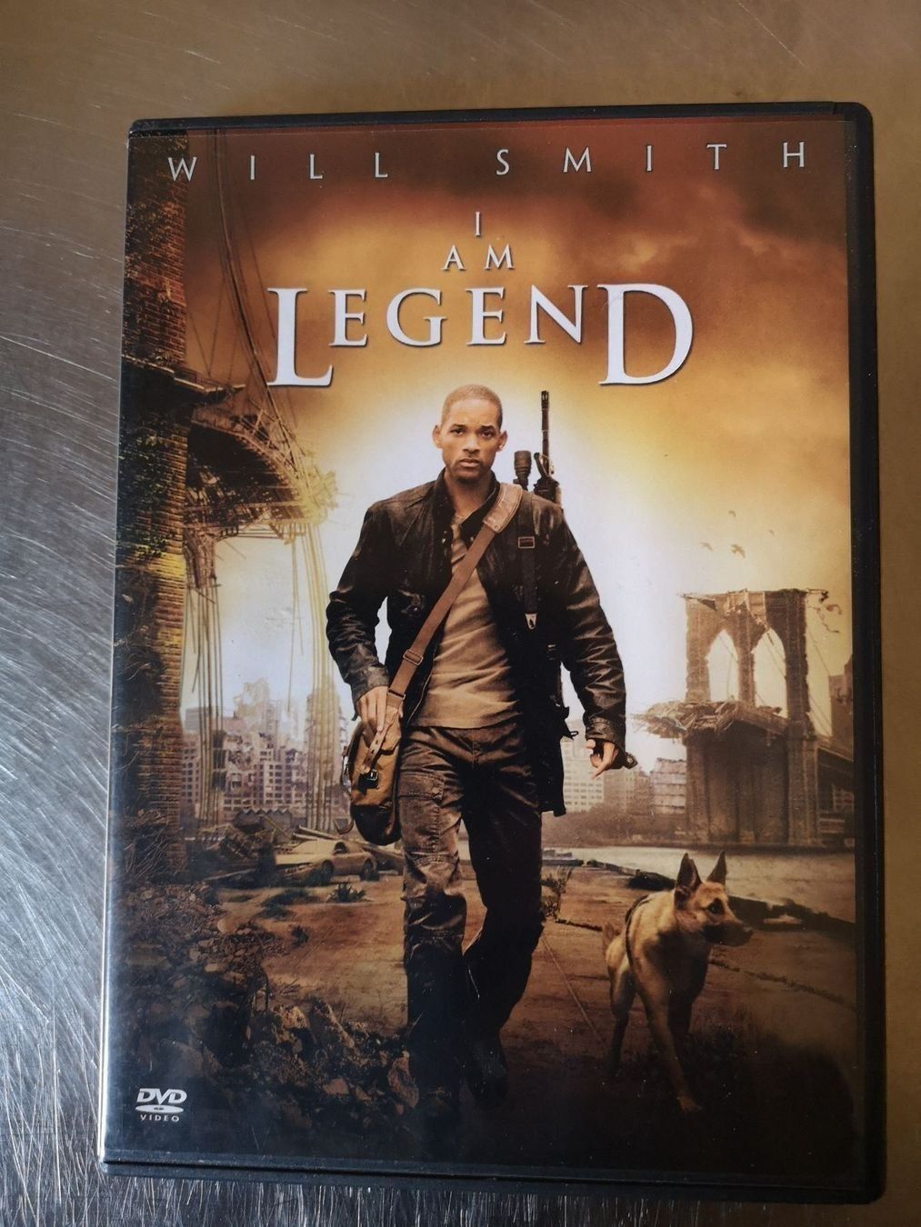 Tutti i DVDs: I am Legend – Usato da Rothrist venduto da FLUEWALD
