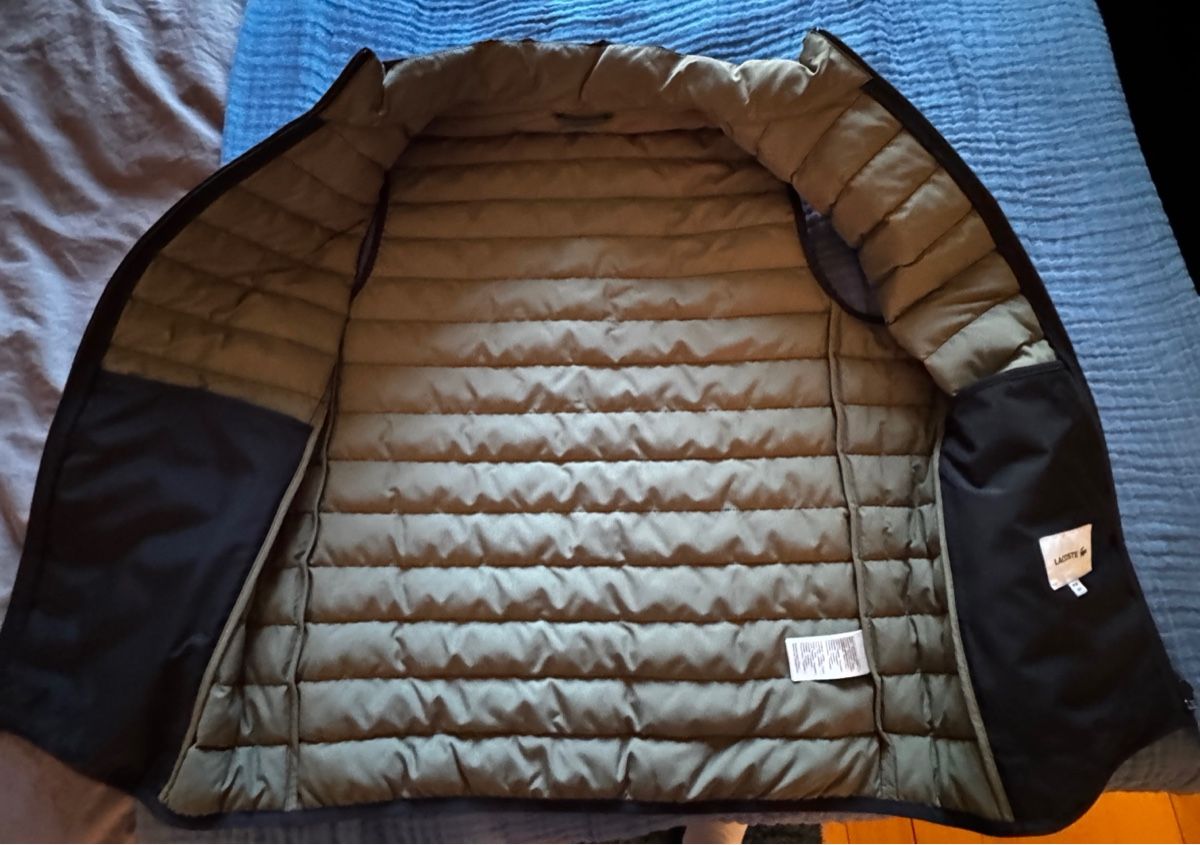 Lacoste Gilets & Westen: Lacoste Black Vest Size M  – Gebraucht aus Steffisburg von J.Nelles 1