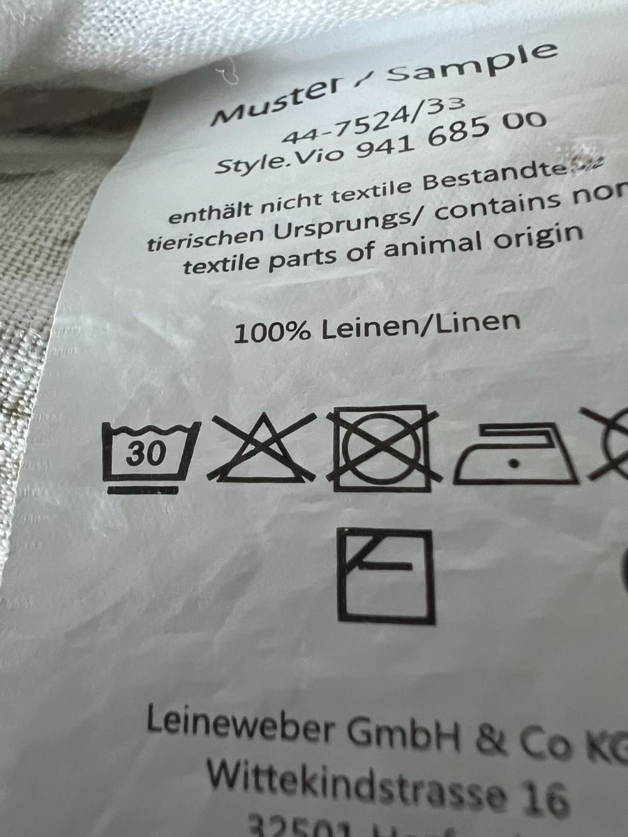 Blusen: Leichte Leinenbluse mit tropischem Muster, Grösse 40/42 – Gebraucht aus Langenthal von ivet7 7
