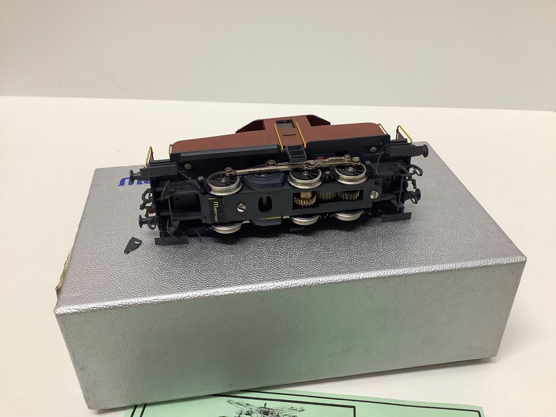Metropolitan Modellini di ferrovie: Metropolitan H0 Ee3/3 SBB, 521,  Bespielt mit Verpackung – Usato da Chur venduto da Michalis 6