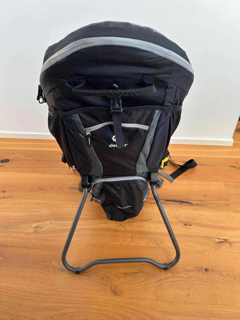 Deuter Marsupi portabebè: Deuter Kid Comfort 3 Kintertrage – Usato da Schötz venduto da Masterpvo 2