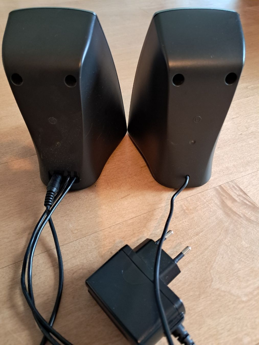Logitech Casse acustiche: 2x Böxli/Lautsprecher Logitec – Usato da Winterthur venduto da fabelwin 4