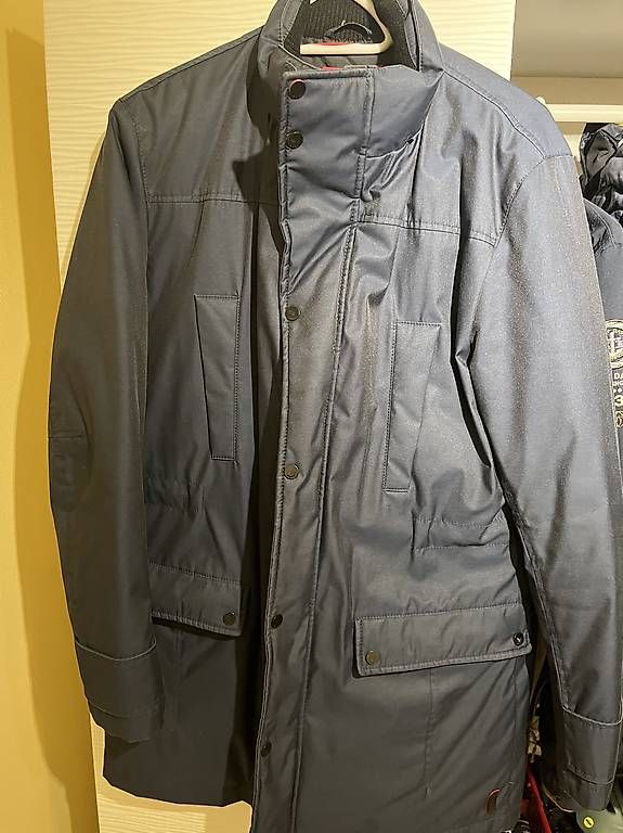 Cappotti: Wintermantel Hugo Boss – Usato da Frenkendorf venduto da Bobby73