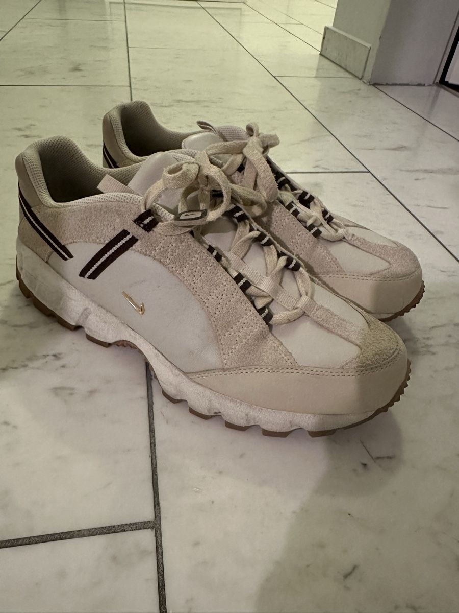 Nike Scarpe da uomo: Nike Jacquemus Sneaker – Usato da Wattwil venduto da ber_l85q