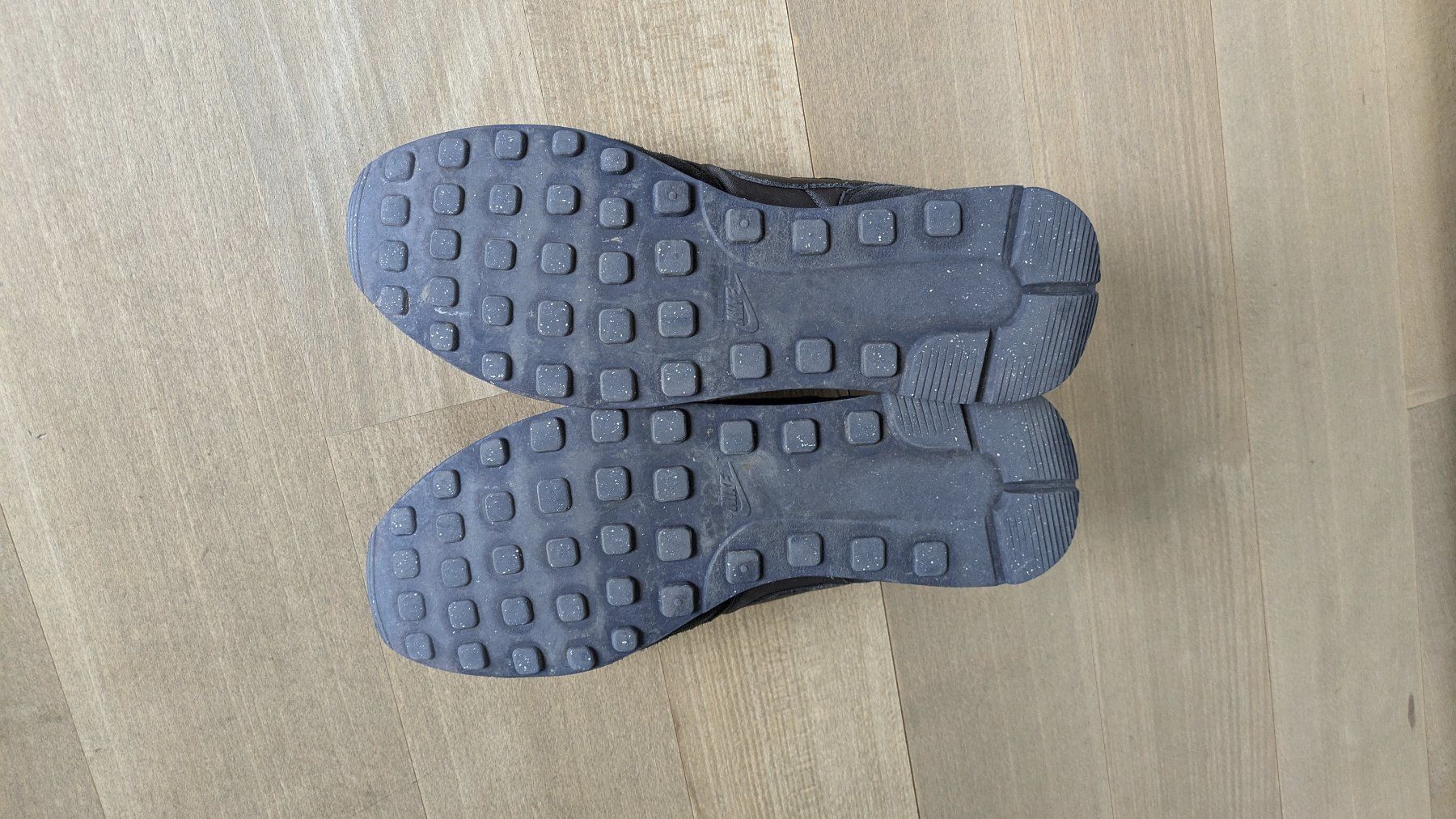 Nike Scarpe da uomo: Nike Internationalist By You Custom – Usato da Winterthur venduto da beeray 7