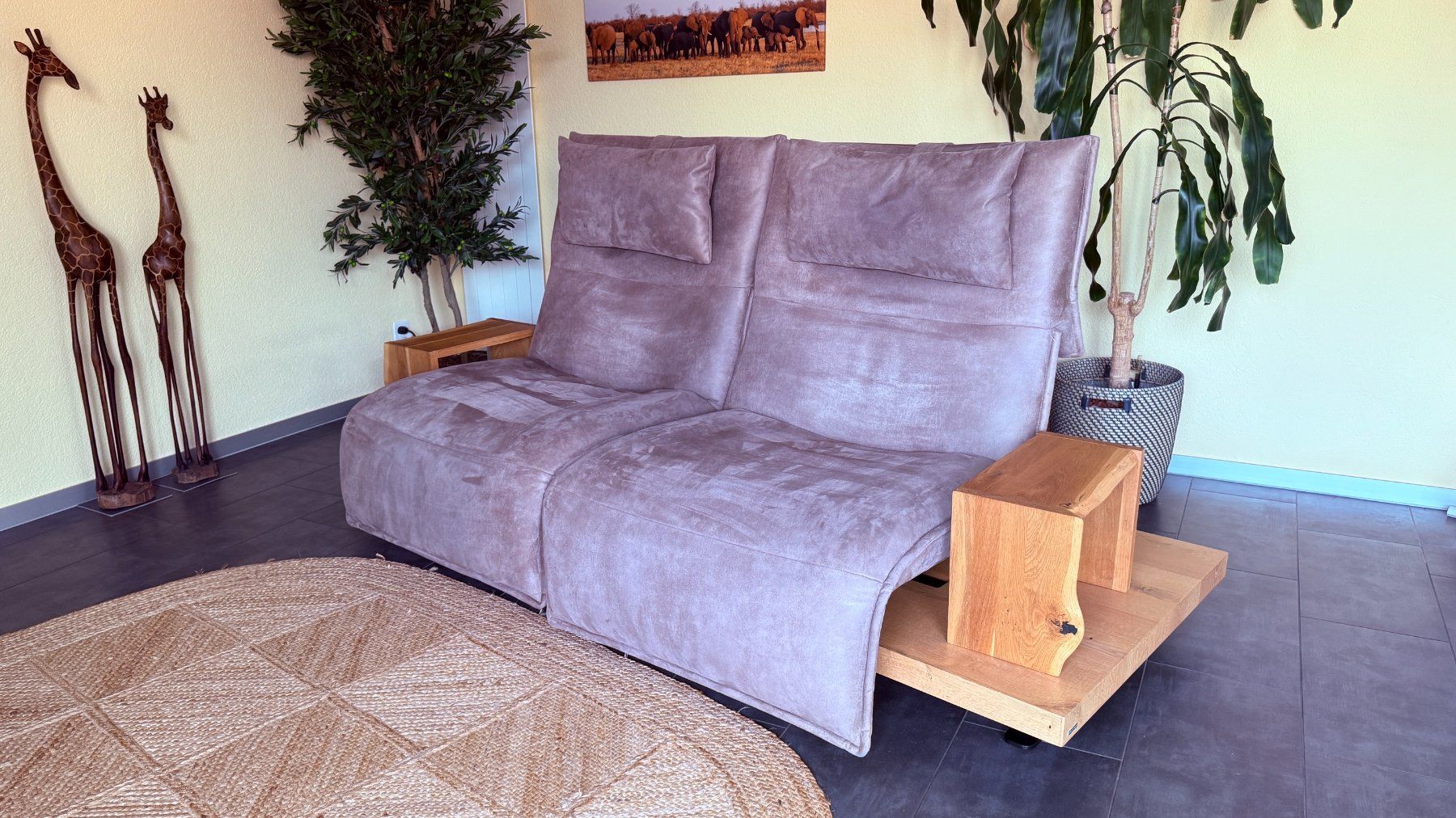 Koinor Sofas: 2er Designer-Sofa von Koinor,  mit Eichensockel – Gebraucht aus Gümligen von caesar07 7