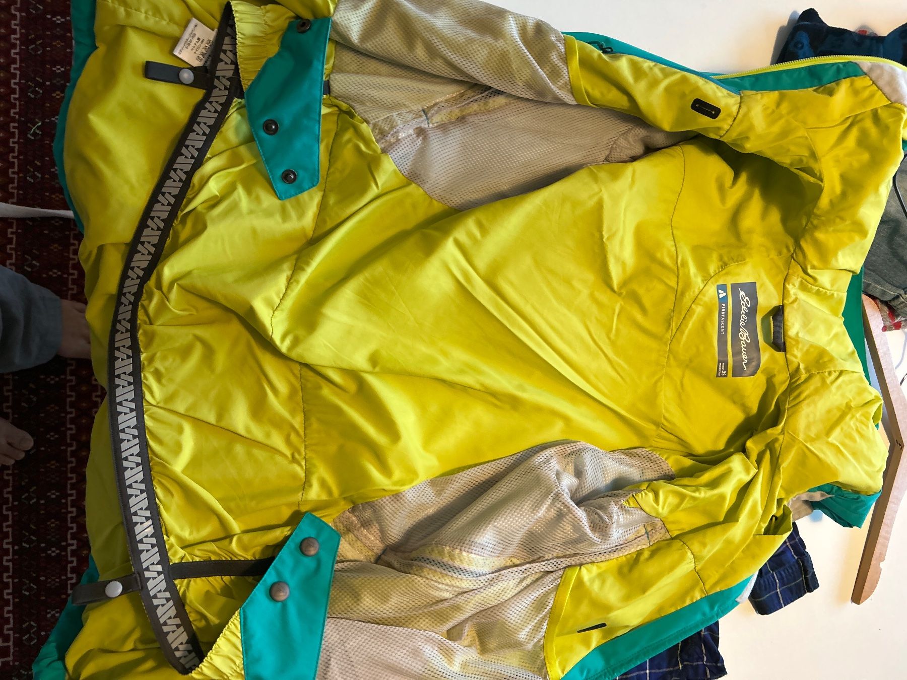 Eddie Bauer Giacche: Eddie Bauer First Ascent Snowboard/skijacke gr. S – Usato da Luzern venduto da Exberlinerz 2