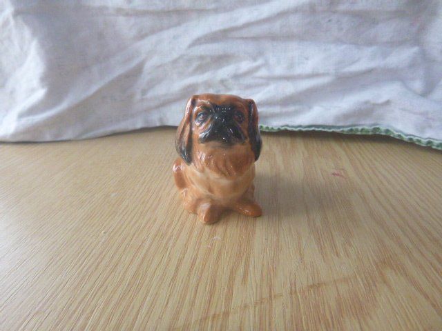Figuren: Porzellanhunde – Gebraucht aus Neu St. Johann von Isputnik 4