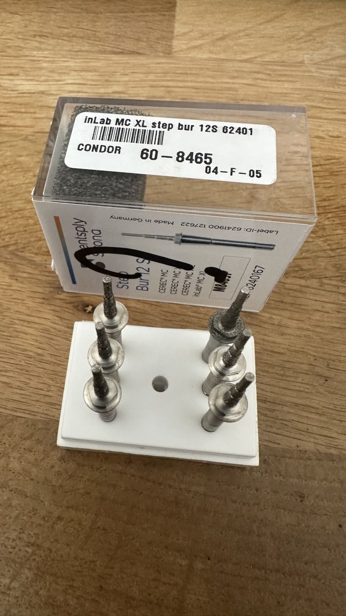 Dentsply Sirona Medizinische Geräte: Dentsply Sirona step bur 12S – Neu (gemäss Beschreibung) aus Morges von kikique
