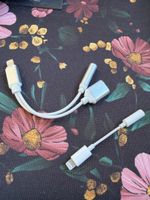 Apple Lightening Adapter für iPhone mit Kopfhörer