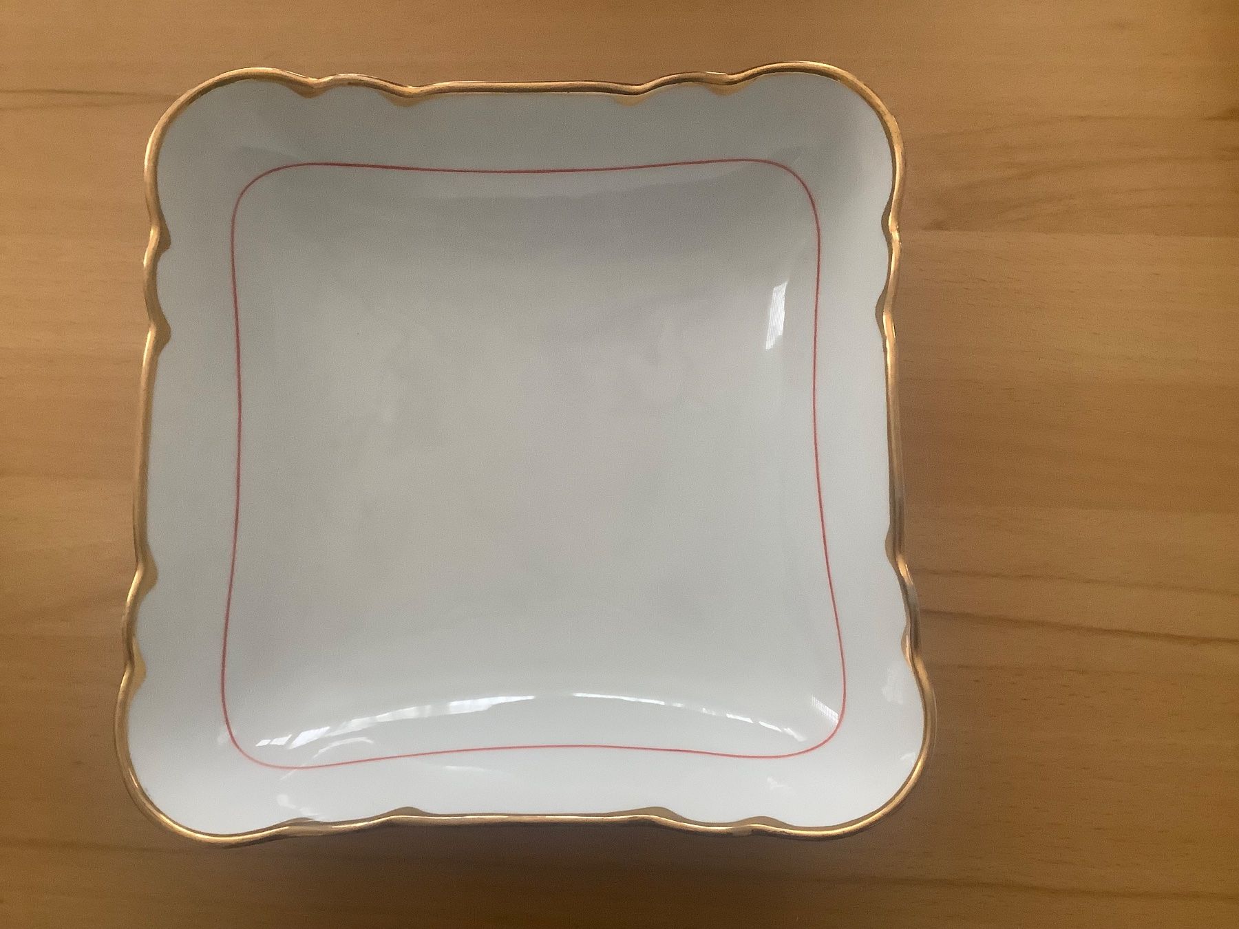Set di piatti: Antiker Langenthal Service 1931 / 33 teilig – Usato da Dübendorf venduto da Troll_88 2