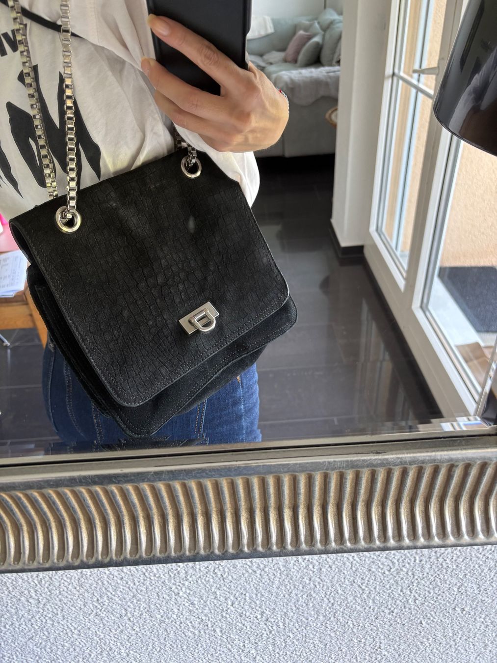 Taschen für Damen: Handtasche Wildleder schwarz MAJE – Gebraucht aus Gossau SG von diorella 5