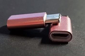 Lecteurs & Adaptateurs: Micro USB auf USB C Adapter – Neuf avec emballage d'origine à Dübendorf par goeggi79 3