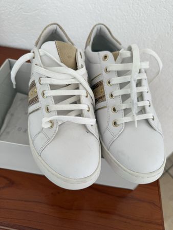 Geox baskets blanches et dorées, taille 38, état parfait ✨