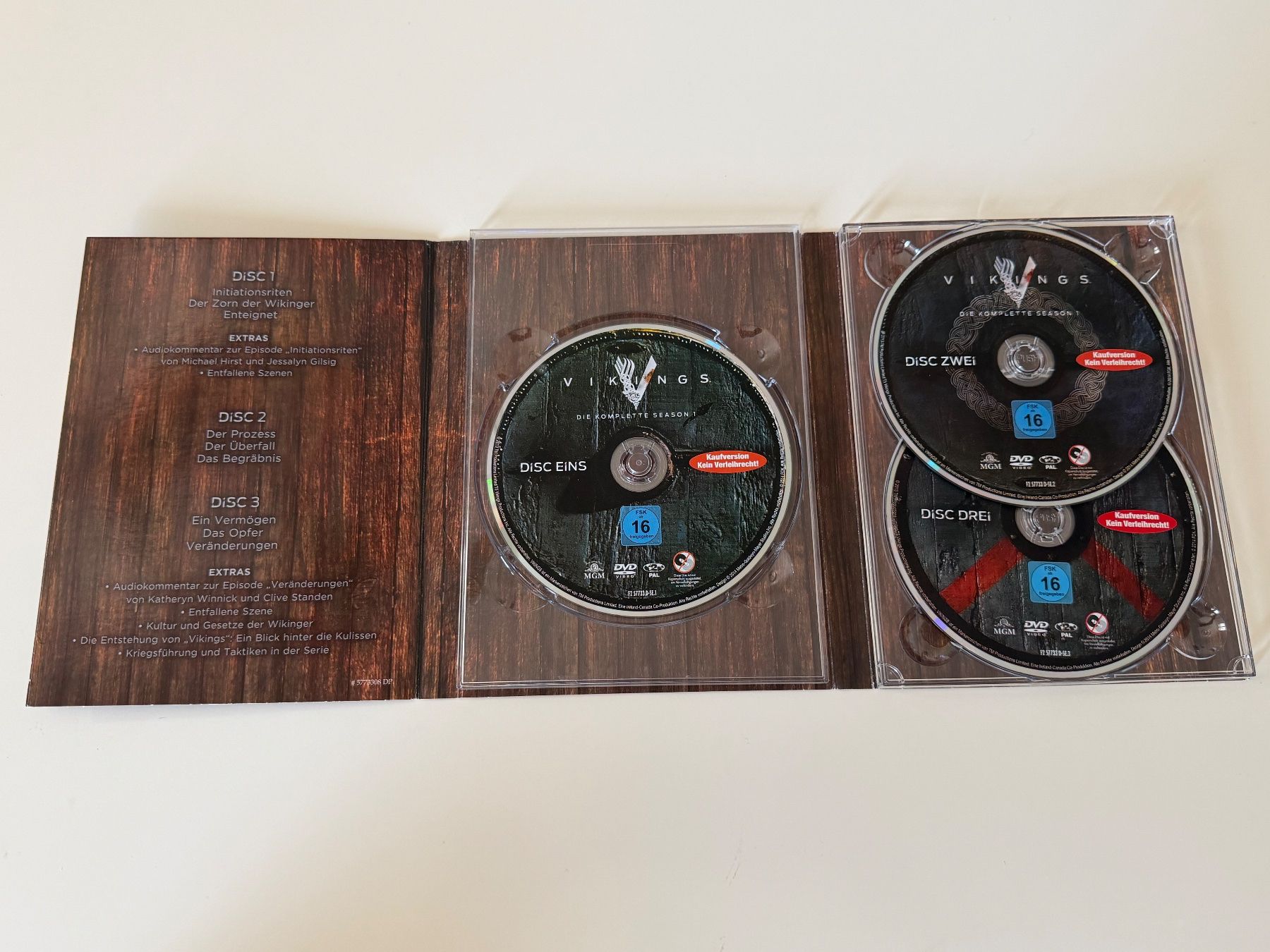 Tutti i DVDs: Vikings Serie Staffel 1 DVD Komplettbox – Usato da Altstätten SG venduto da sheamus 1