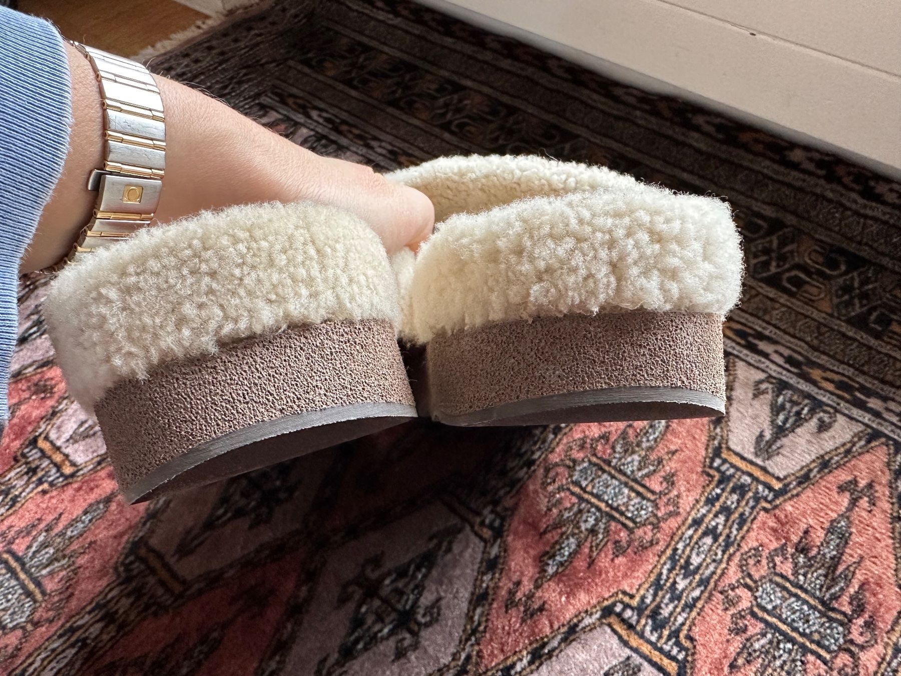 Chloé Chaussures femmes: Chloe Shearling Wave Mules 38 – D'occasion à Erlenbach ZH par Bcrew_2020 6