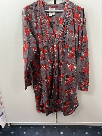 Kleid mit Rosen, Gr. L
