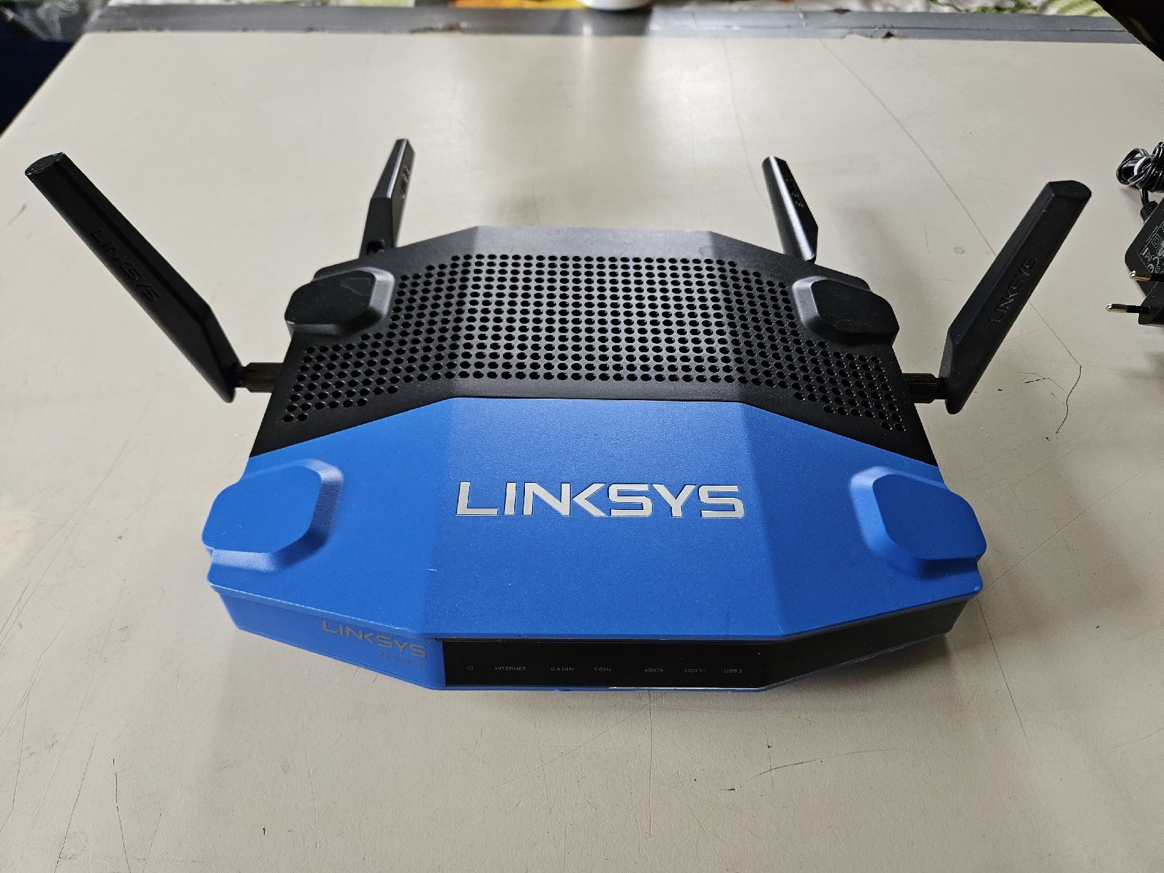 Linksys Modem & Router: Linksys WRT1900ACS V2 Router, mit Netzteil & Kabel! – Usato da Oberburg venduto da znas 2