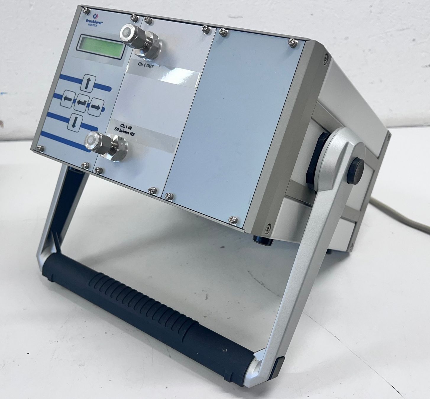 Accessori da laboratorio: Bronkhorst E-7102 Flow / Pressure Calibrator – Usato da Niederdorf venduto da LeptonAG_Labor