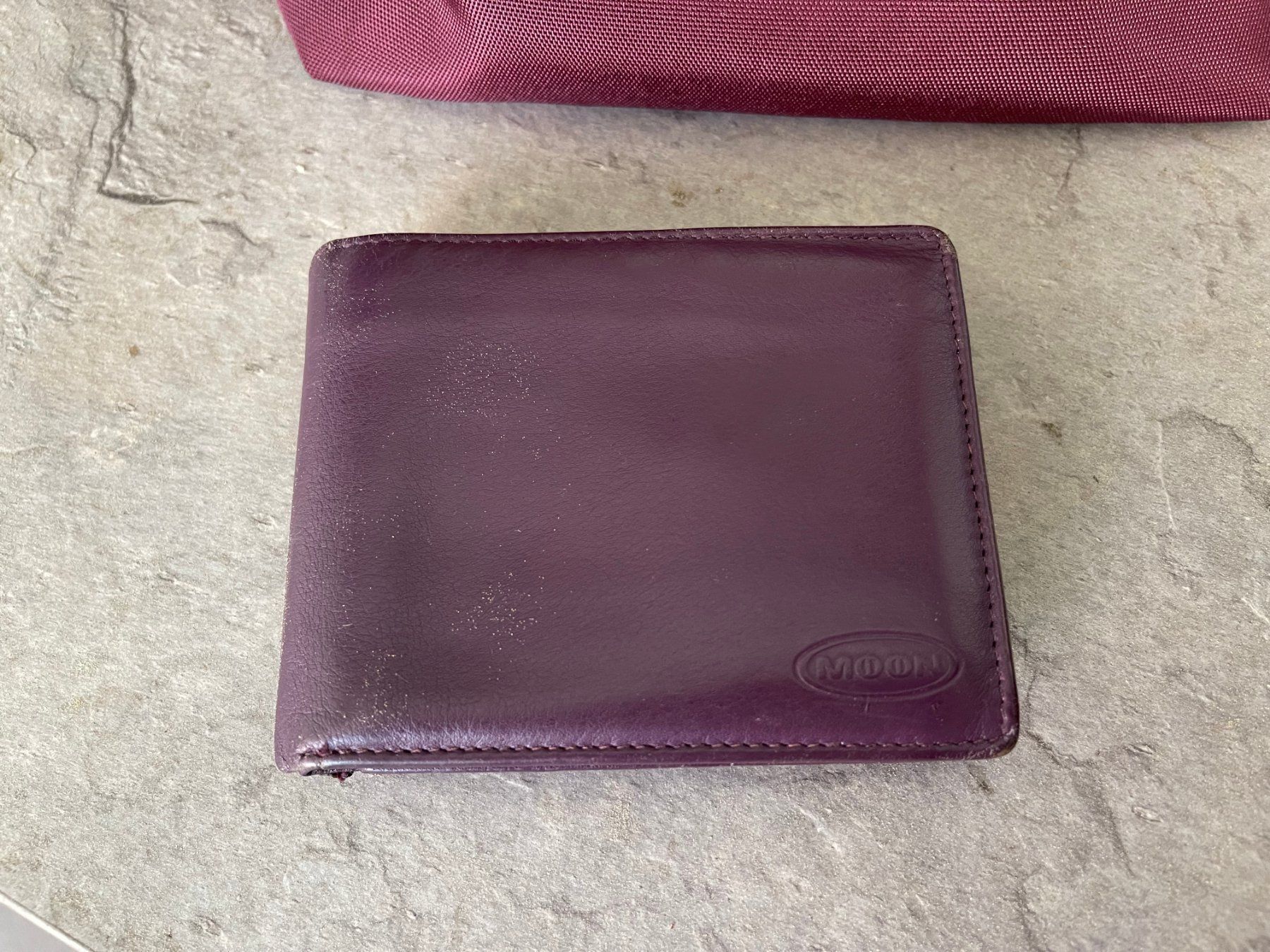 Borse da donna: Tasche mit Geldbörse & Brille Etui – Usato da Arisdorf venduto da comestibles 4