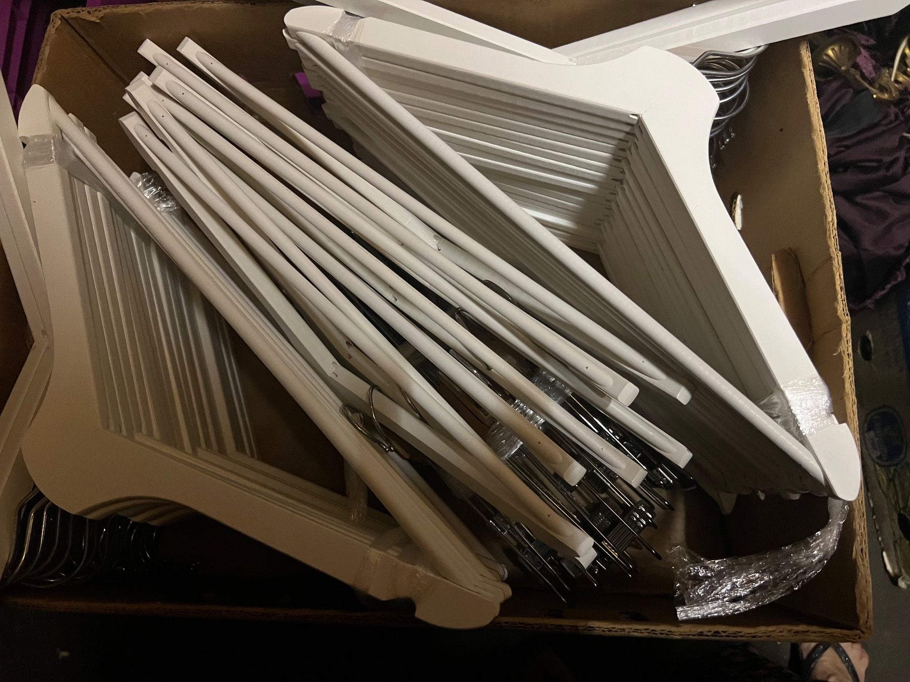 Ikea Cintres: IKEA Kleiderbügel neu!! 8 x 10 er Pack – Neuf avec emballage d'origine à Bern par GarageSale31 5