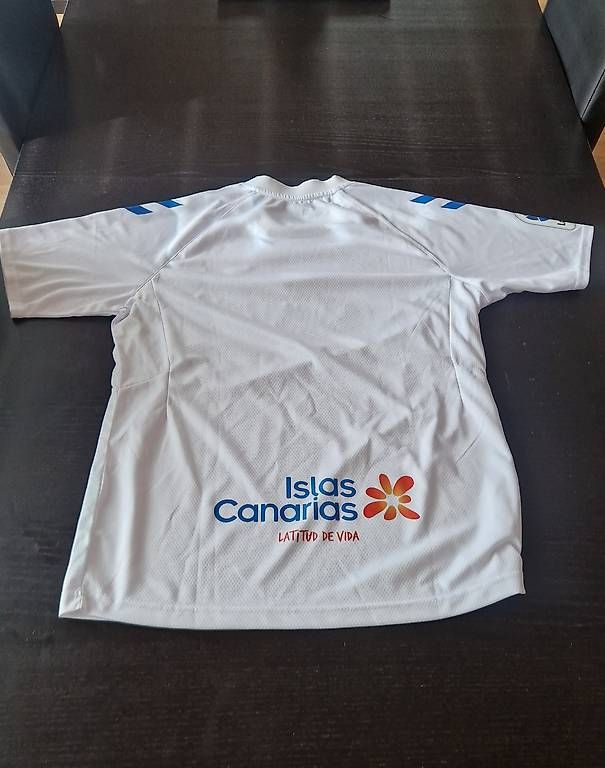 Canottiere & Pantaloni: CD Teneriffa Fussball Trikot Spanien – Usato da Chur venduto da Hoppchur_83 2
