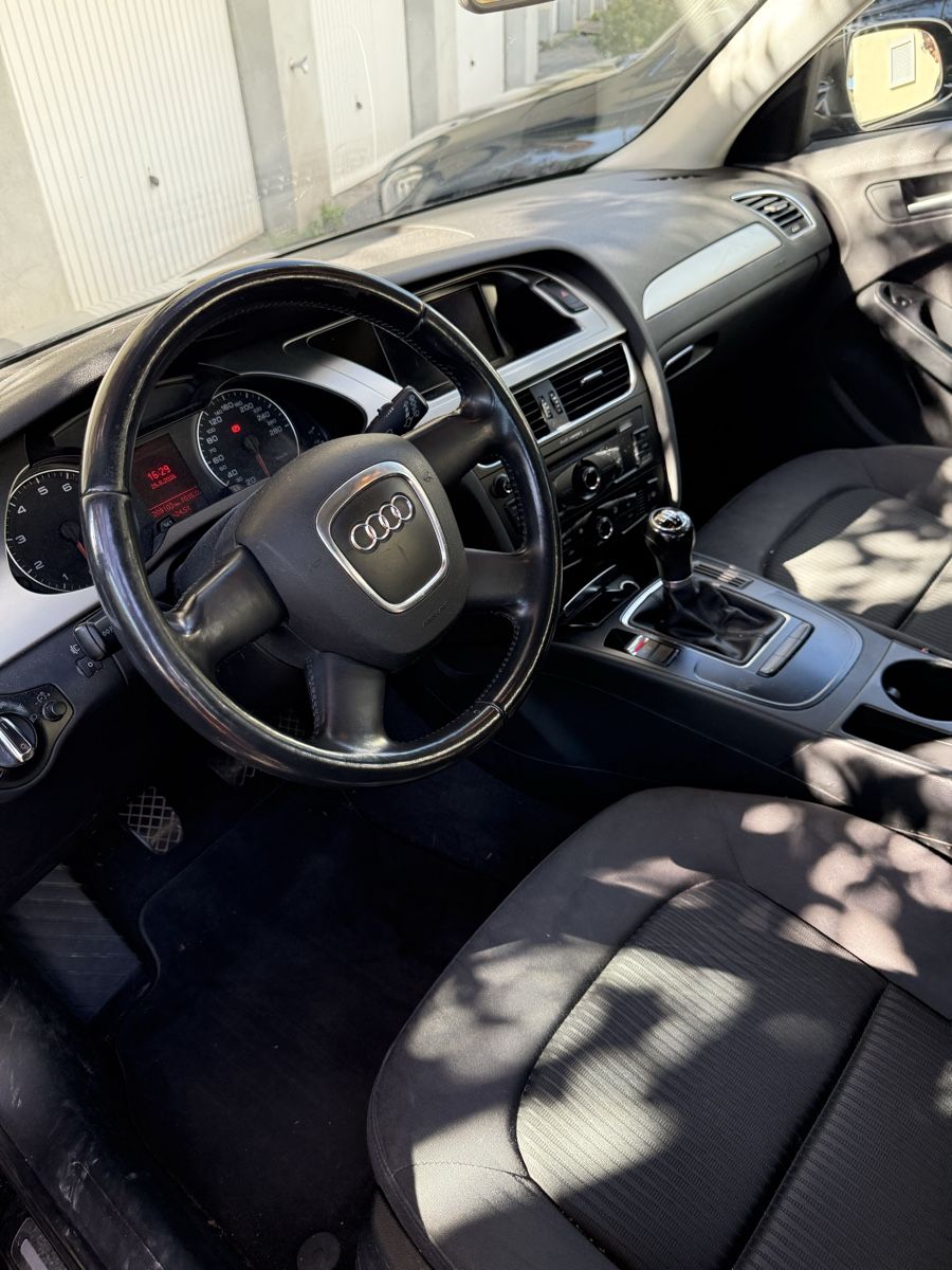Audi Autos: Audi A4 – Gebraucht aus Rüti ZH von ES95 3