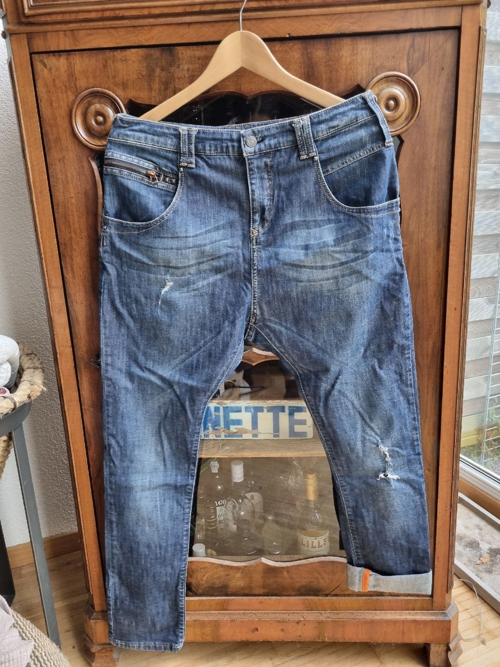 Jeans: Tiefschritt Jeans – Nuovo (secondo la descrizione) da Witterswil venduto da Katja...